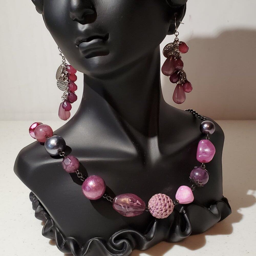 Unbranded Fuchsia Beaded Necklace Earring Costume Jewelry Set - Picture 2 of 11